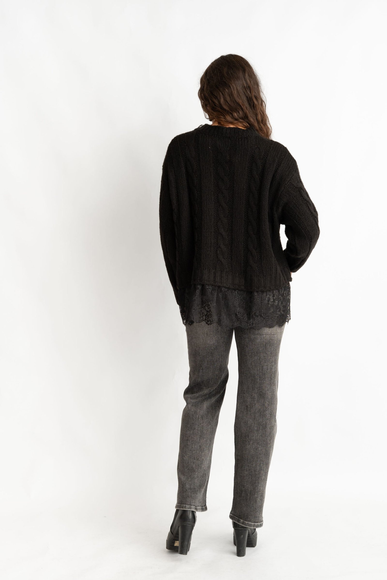 Kenda Sweater - Image 5